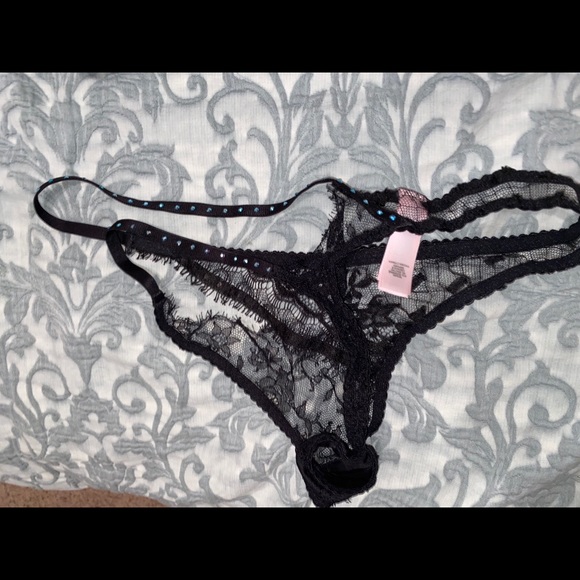 Agent Provocateur Kenzie 2 piece set! - Picture 11 of 11